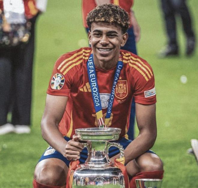 杨瀚森首次首发出战19分钟生涯新高，得到4分5篮板2助攻